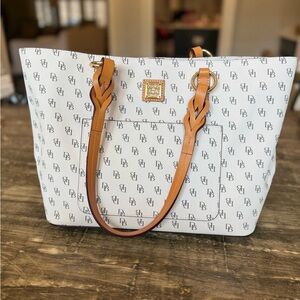 Dooney & Bourke Tammy Tote